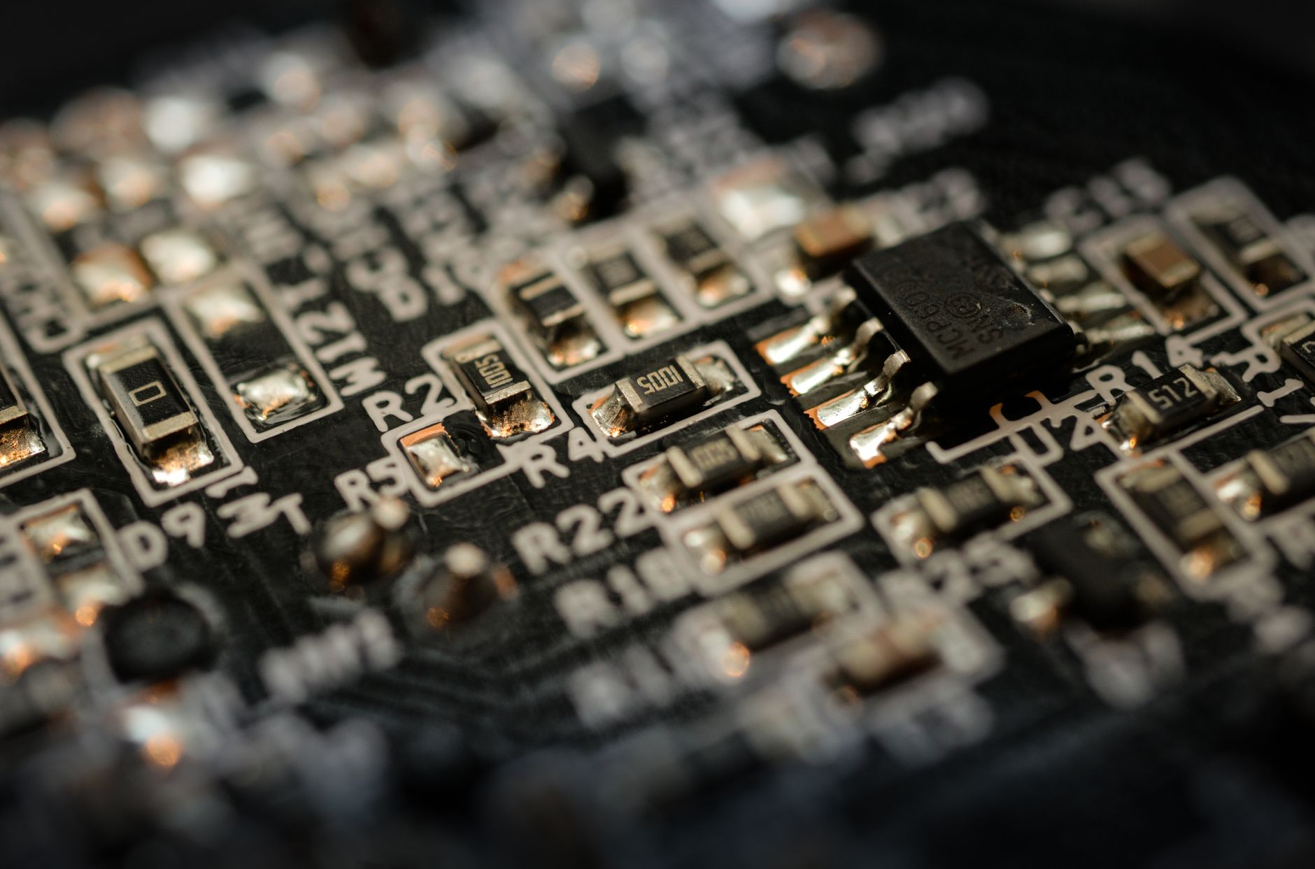 퀄컴 2나노 스냅드래곤, 전량 TSMC 위탁…삼성 파운드리 압박 심화